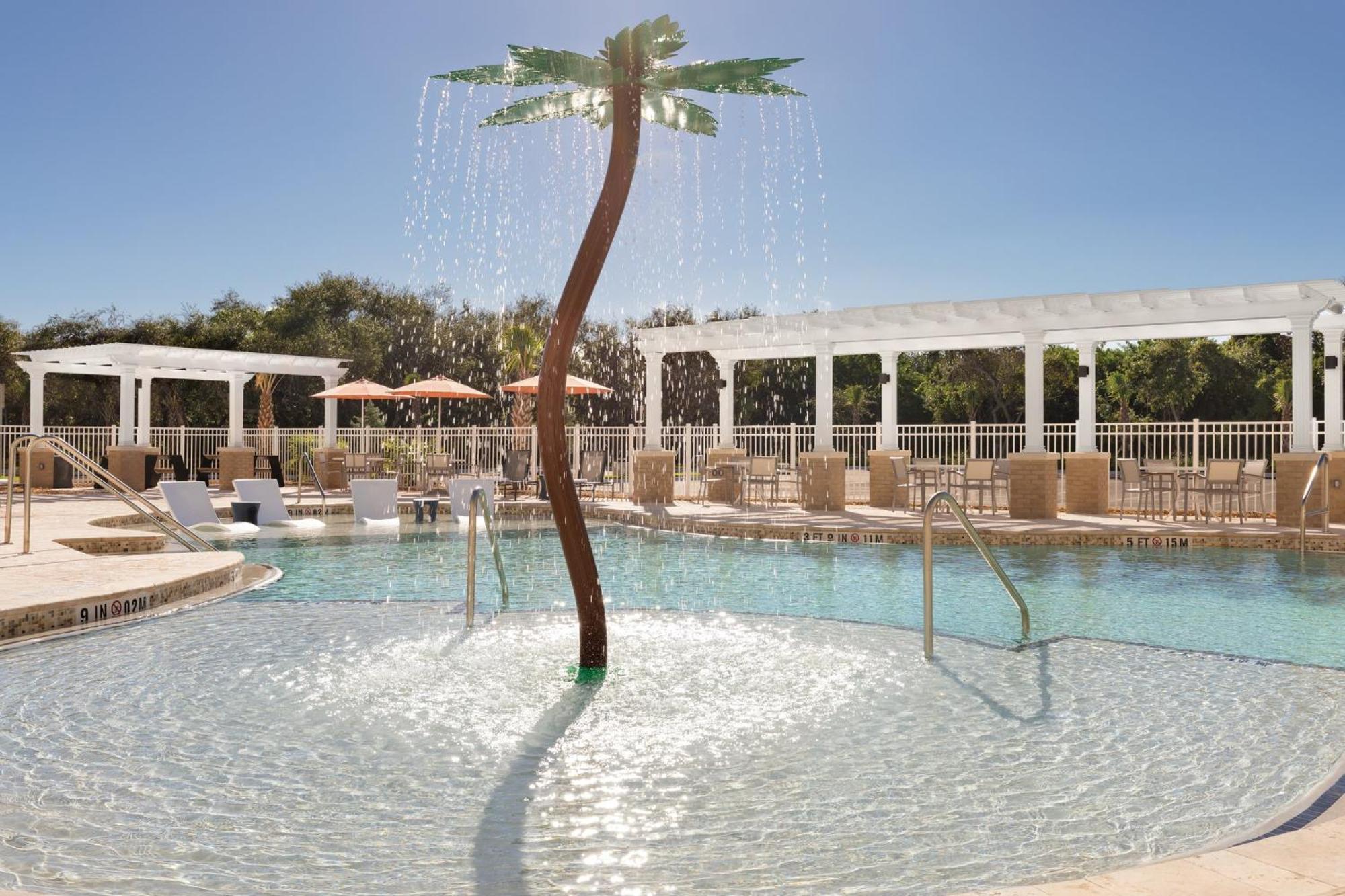 Holiday Inn Express Cape Canaveral By Ihg エクステリア 写真