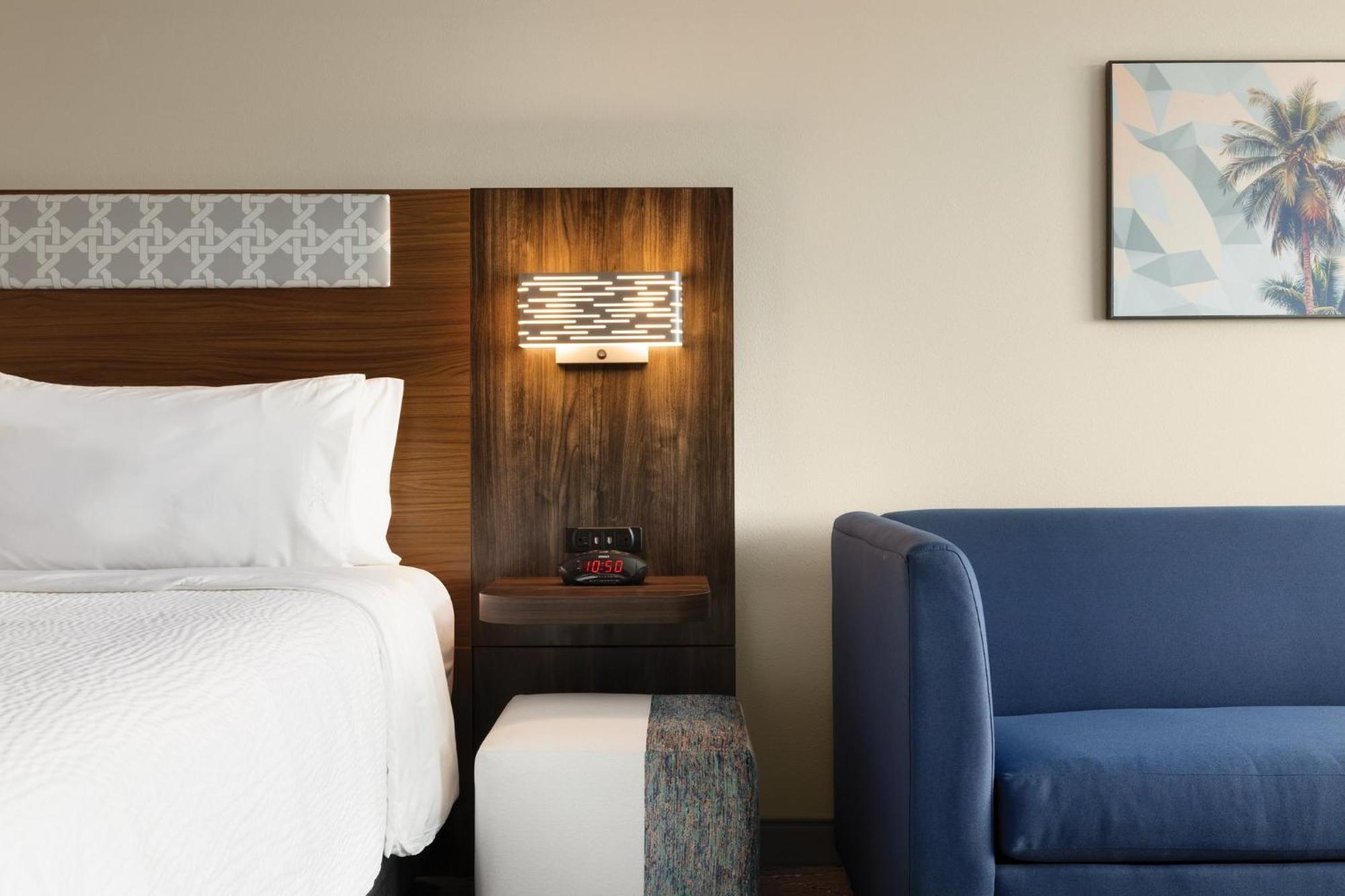 Holiday Inn Express Cape Canaveral By Ihg エクステリア 写真